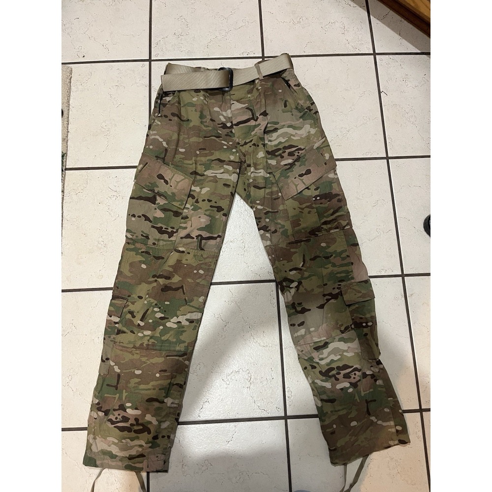 Army Combat Uniform USGI Pants Flame Resistant  w/ Knee Slot Size Small Regular